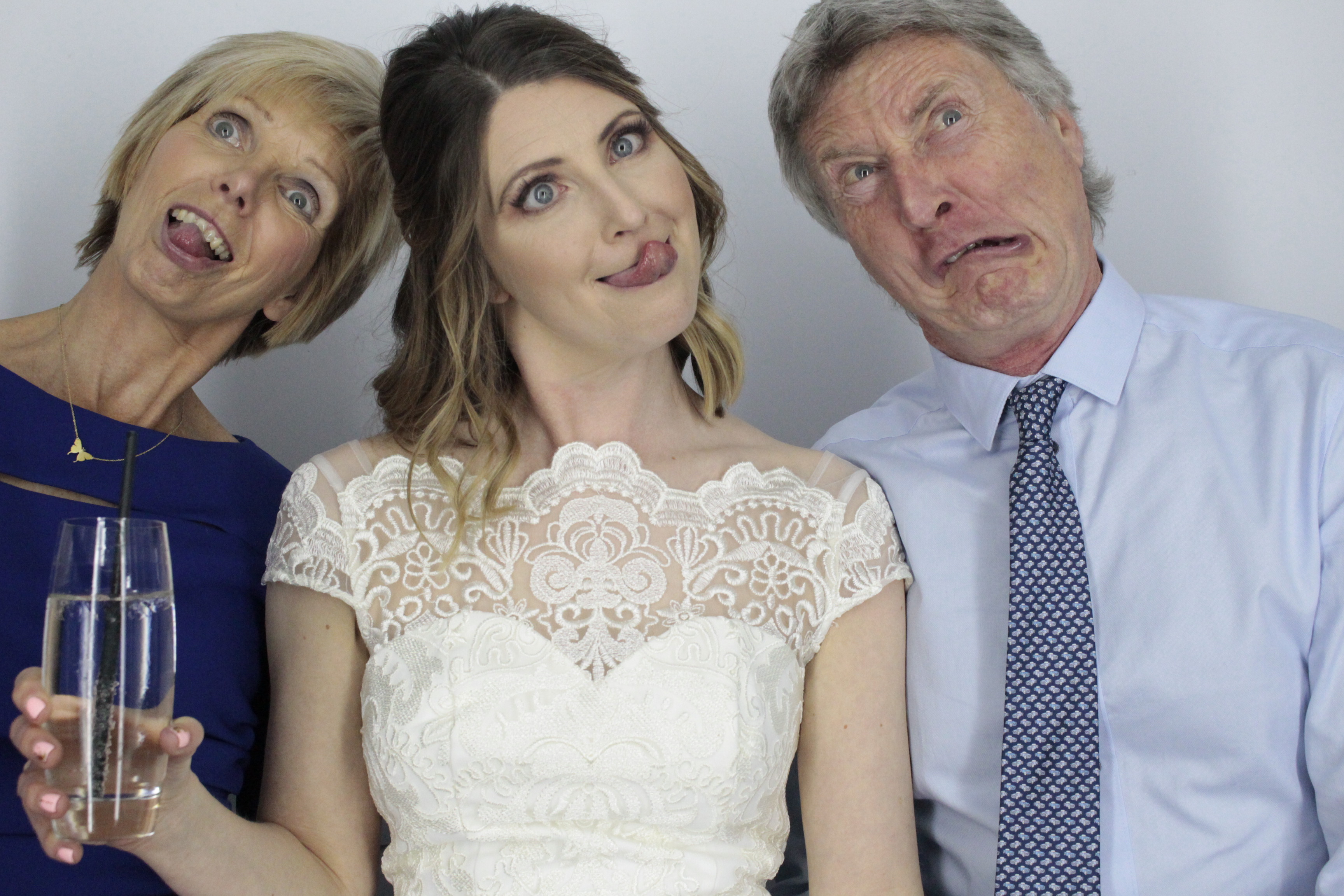 Ed & Abi | View more photos from the event at gallery.myphotoboothexperience.co.uk/u/MyPhotoBoothExperienceLtd/Ed-Abi